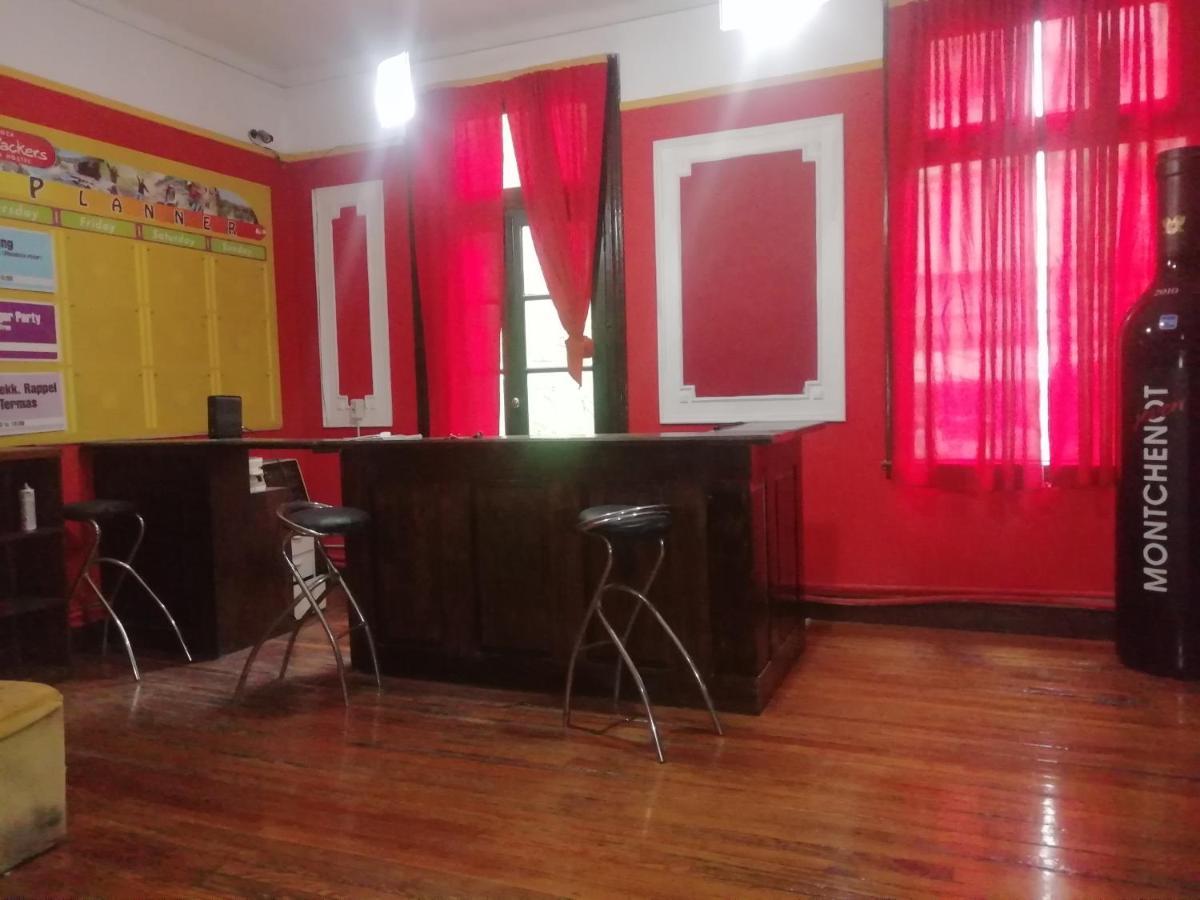 Katana Capsule Hostel Mendoza Extérieur photo