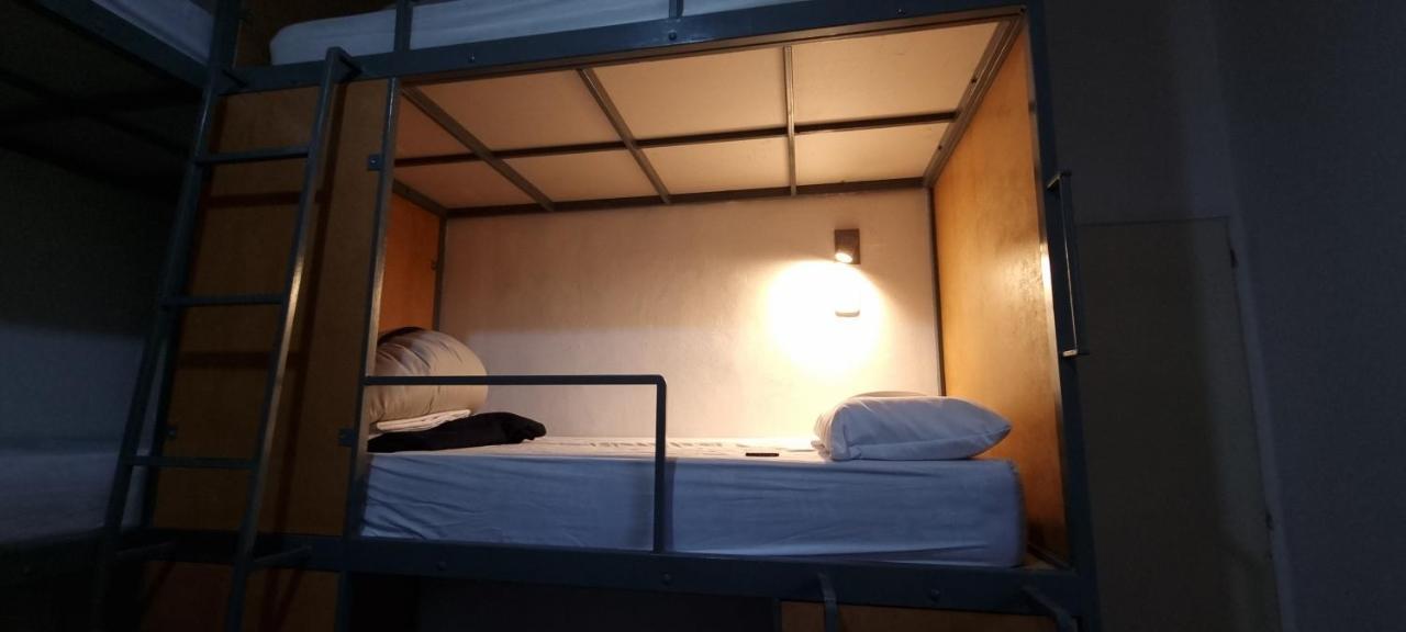 Katana Capsule Hostel Mendoza Extérieur photo